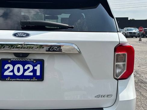 Used 2021 Ford Explorer King Ranch w/ Premium Technology Package AWD/4WD image 4