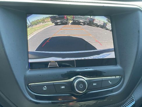 Used 2023 Chevrolet TrailBlazer LT FWD image 25