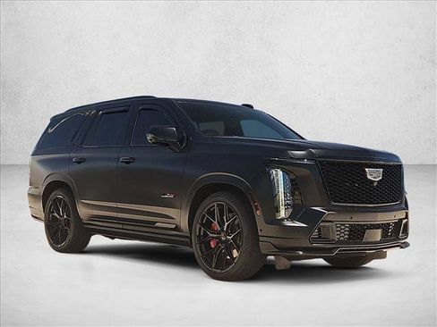 Used 2026 Cadillac Escalade V w/ LPO, ONYX Package AWD/4WD image 3