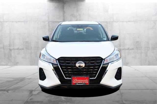 Certified 2025 Nissan Kicks Play S FWD image 4