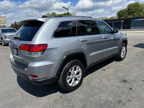 Used 2021 Jeep Grand Cherokee Laredo AWD/4WD image 6