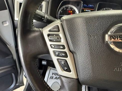 Used 2019 Nissan Titan PRO-4X w/ Pro-4x Convenience Package AWD/4WD image 24