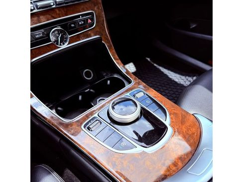 Used 2018 Mercedes-Benz C 300 Sedan image 15