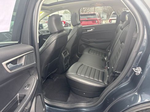 Used 2024 Ford Edge SEL w/ Convenience Package image 14