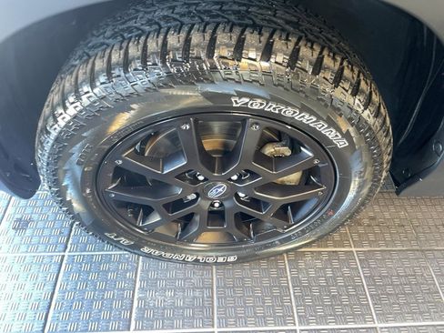 Used 2024 Subaru Crosstrek 2.5i Wilderness image 4