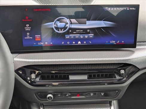 New 2026 BMW 330i Sedan w/ M Sport Package image 12