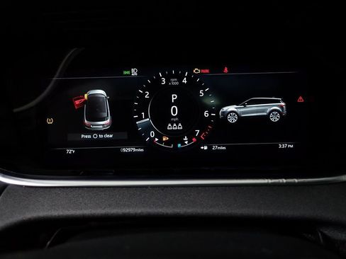 Used 2022 Land Rover Range Rover Evoque SE image 25