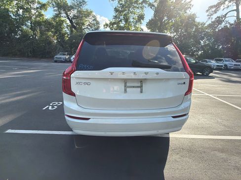 Used 2023 Volvo XC90 B6 Core AWD/4WD image 14