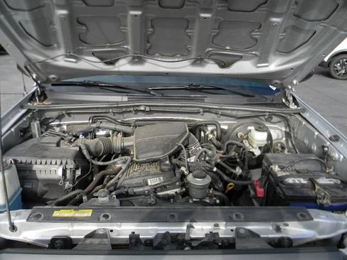 Used 2012 Toyota Tacoma 2WD Access Cab w/ Convenience Pkg image 8