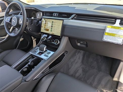 New 2026 Jaguar F-PACE R-Dynamic S image 14