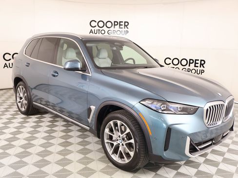 Used 2024 BMW X5 xDrive40i w/ Premium Package AWD/4WD image 1