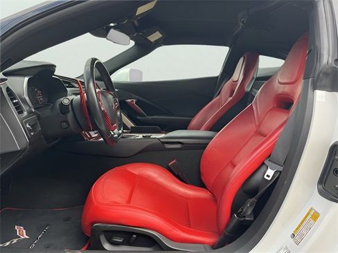 Used 2019 Chevrolet Corvette Stingray image 14
