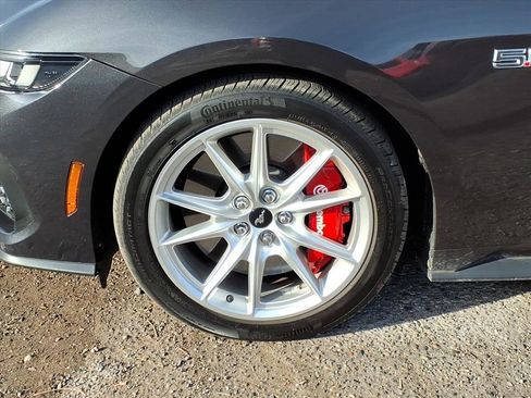 Used 2024 Ford Mustang GT Premium image 9