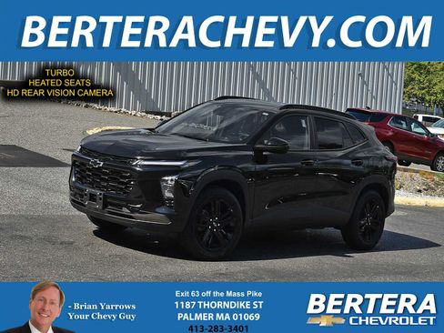 Used 2026 Chevrolet Trax ACTIV w/ Sunroof Package FWD image 1