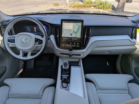 New 2026 Volvo XC60 T8 Ultra w/ Protection Package Premier image 16