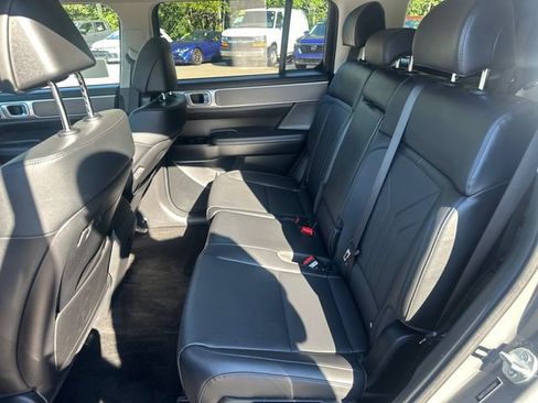 Used 2025 Hyundai Santa Fe SEL AWD/4WD image 19