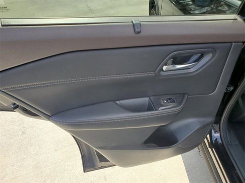 Certified 2023 Nissan Rogue SV w/ SV Premium B Package image 12