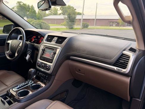 Used 2016 GMC Acadia SLT w/ Open Road Package FWD image 12