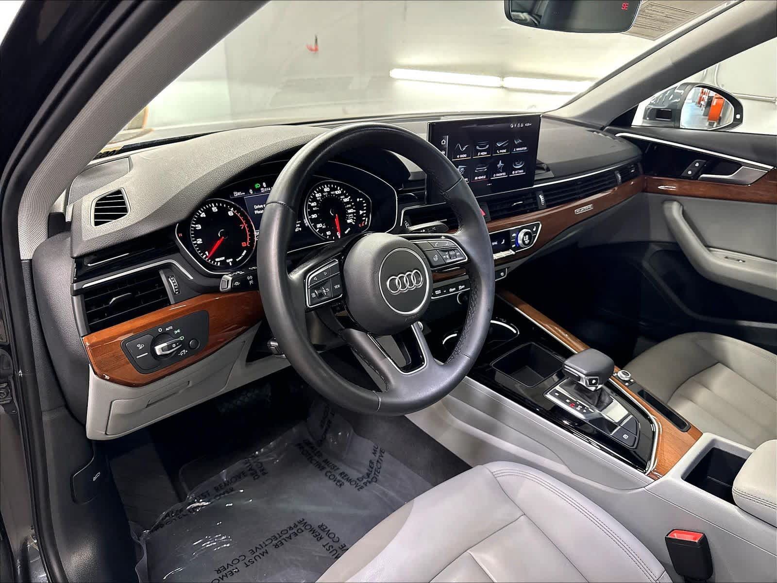 Used 2023 Audi A4 2.0T Premium w/ Convenience Package AWD/4WD image 16