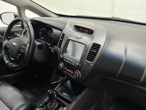 Used 2017 Kia Forte EX w/ EX Premium Plus Package image 20