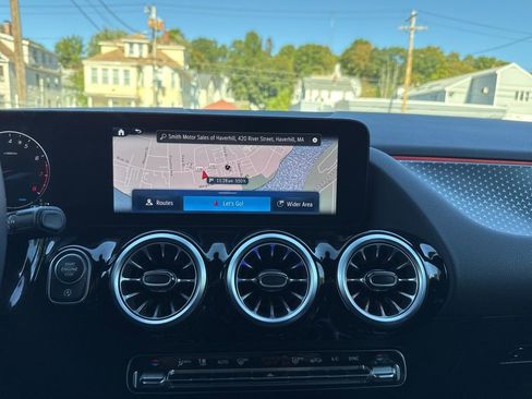 Certified 2025 Mercedes-Benz GLA 250 4MATIC image 32