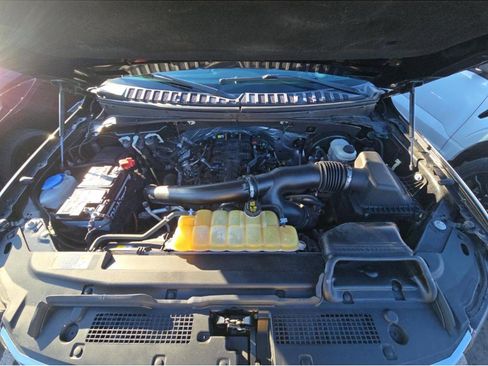 Used 2021 Ford Expedition Limited image 22