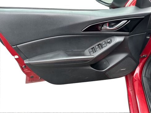 Used 2014 MAZDA MAZDA3 s Grand Touring w/ Technology Package image 19