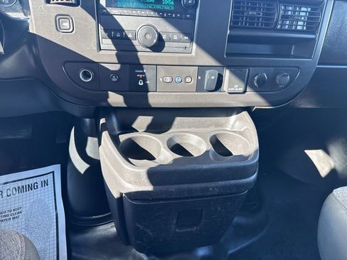 Used 2022 Chevrolet Express 3500 w/ Power Convenience Package image 20