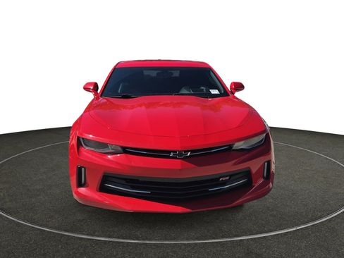 Used 2018 Chevrolet Camaro LT RWD image 9