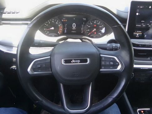 Used 2022 Jeep Compass Limited AWD/4WD image 10