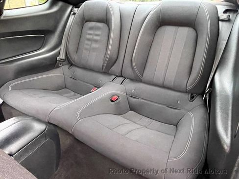 Used 2019 Ford Mustang Coupe image 11