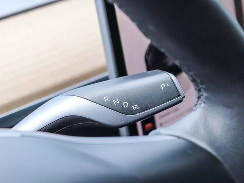 Used 2023 Tesla Model 3 Standard Range RWD image 20