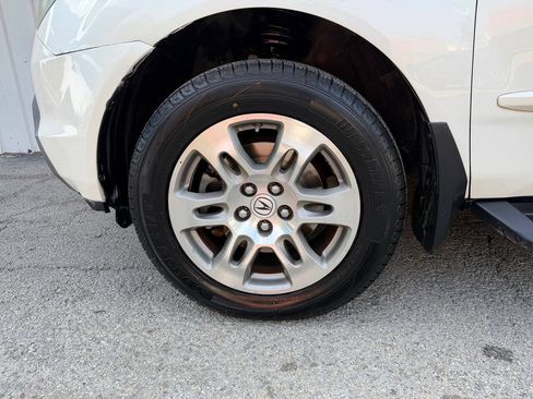 Used 2009 Acura MDX w/ Technology & Entertainment AWD/4WD image 30