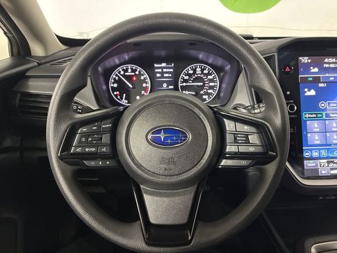 Used 2024 Subaru Crosstrek 2.0i Premium image 10