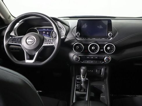 Used 2025 Nissan Sentra SV FWD image 28