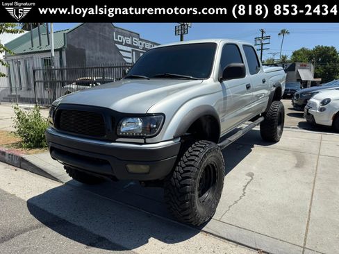 Used 2001 Toyota Tacoma PreRunner image 3