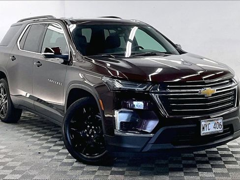 Used 2023 Chevrolet Traverse LT FWD image 11