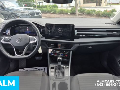 Used 2025 Volkswagen Jetta S FWD image 21