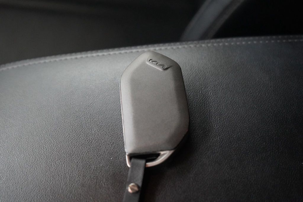 Used 2024 Kia Sorento S AWD/4WD image 41