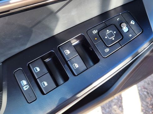 New 2025 Kia EV6 Light w/ Light LR Technology Package image 7