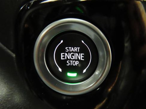 Used 2025 Chevrolet Silverado 2500 LT AWD/4WD image 18