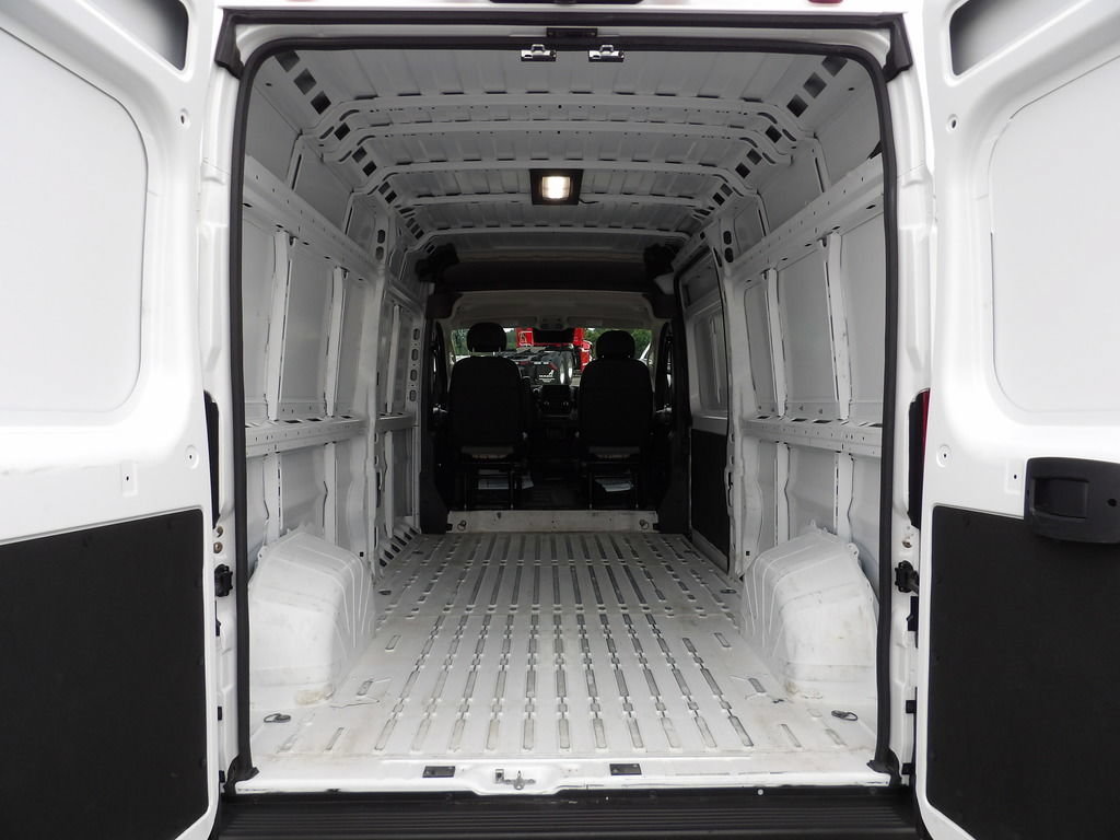 Used 2025 RAM ProMaster 3500 w/ Convenience Group FWD image 42