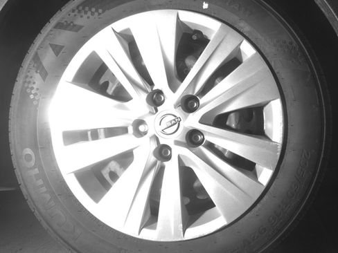 Used 2025 Nissan Sentra S image 13