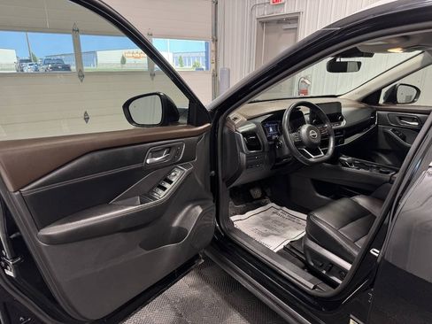 Used 2022 Nissan Rogue SL w/ SL Premium Package AWD/4WD image 10