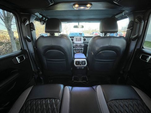 Used 2019 Jeep Wrangler Unlimited Sport S image 32