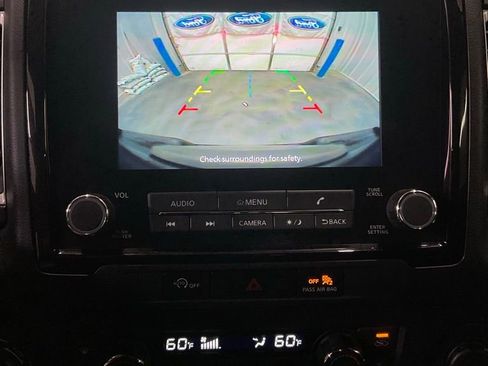 Used 2023 Nissan Frontier SV w/ SV Premium Package image 18