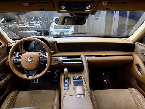 Used 2018 Lexus LC 500 Coupe image 19