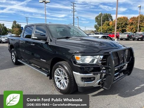 Used 2019 RAM 1500 Big Horn AWD/4WD image 3