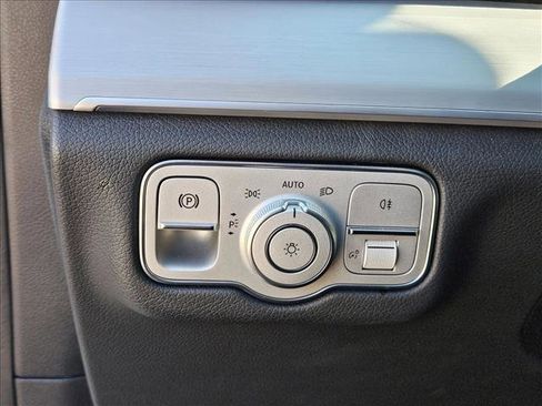 Used 2023 Mercedes-Benz GLE 53 AMG 4MATIC image 11