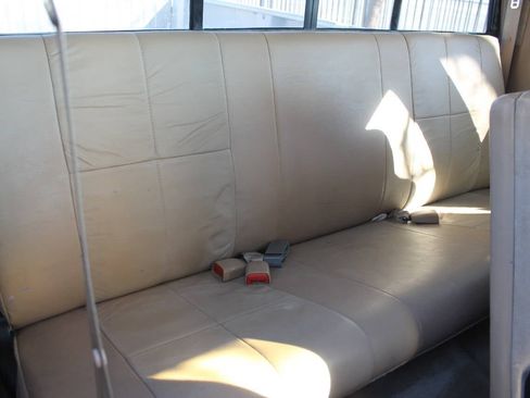 Used 1997 Dodge Ram 2500 Truck 2WD Club Cab image 19